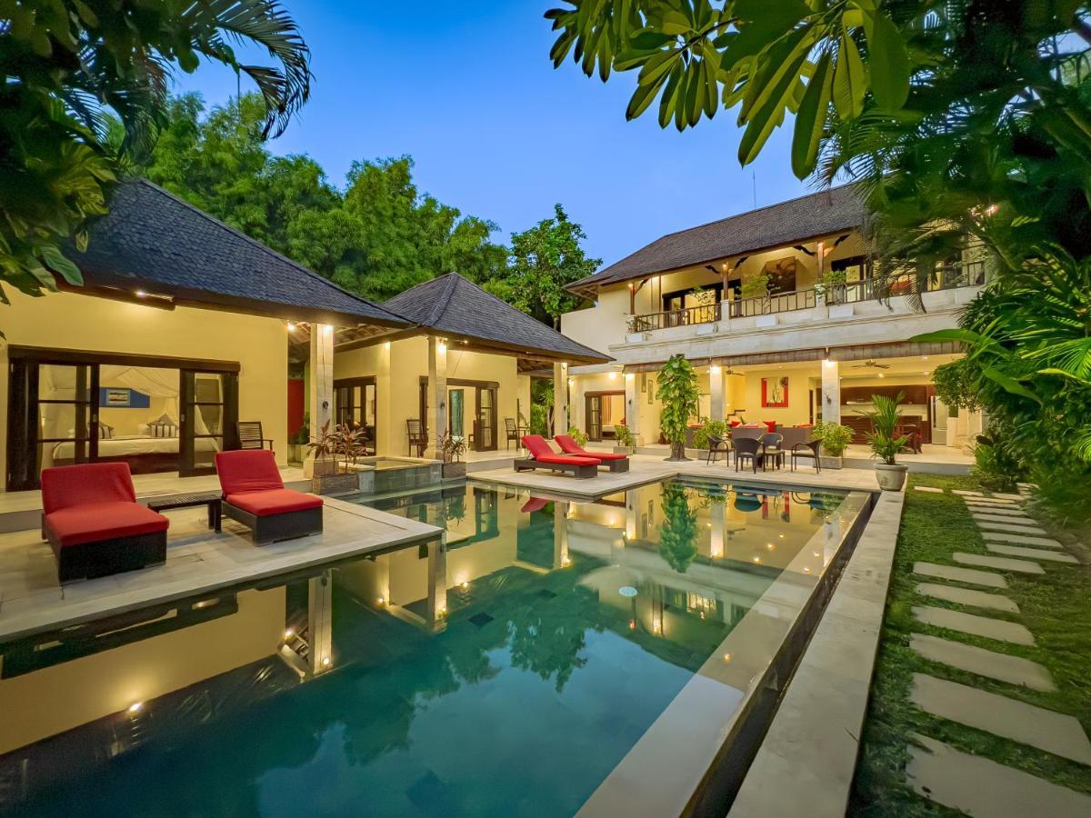 Villa Bugis Abimanyu Seminyak Buitenkant foto
