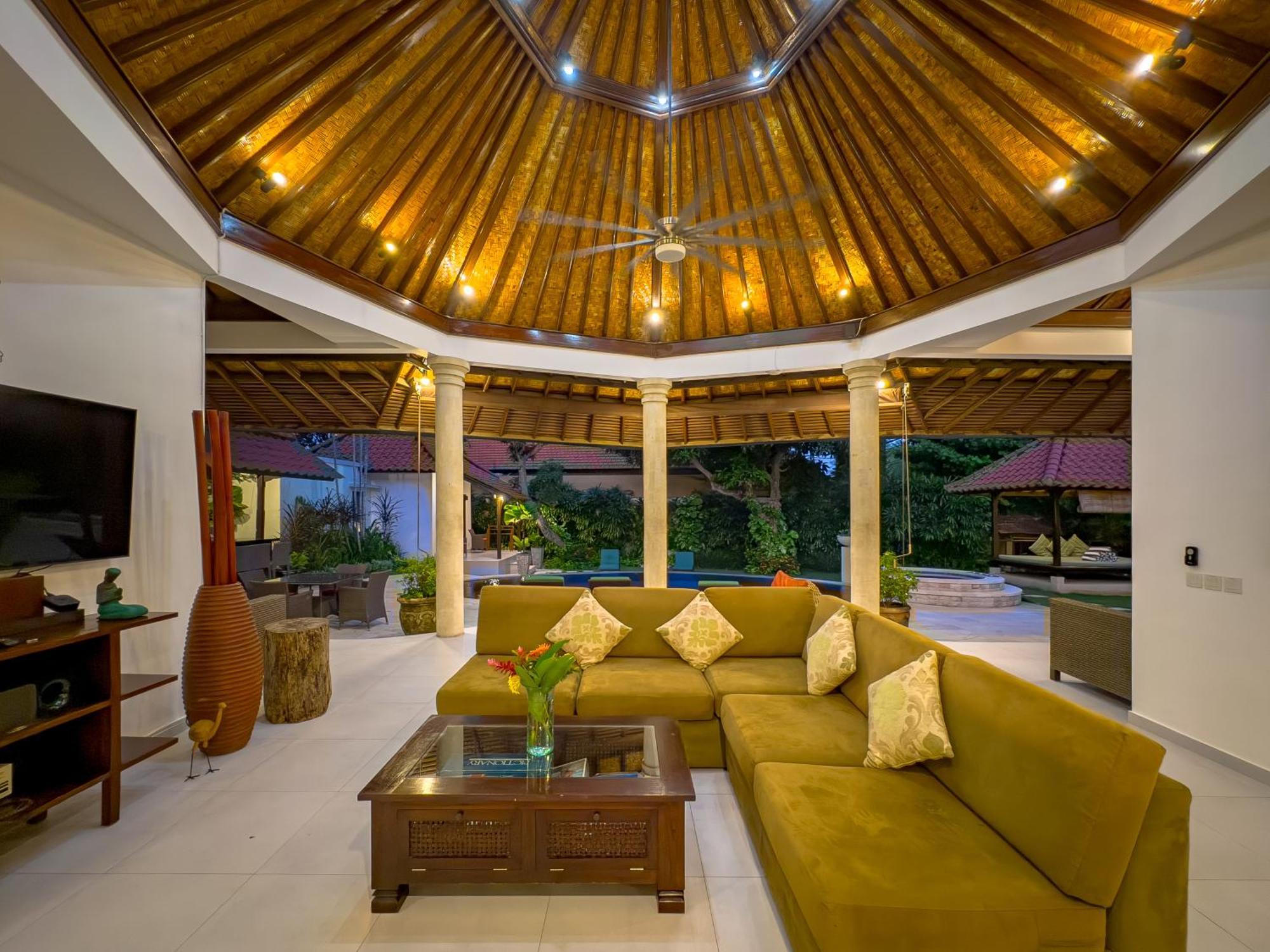 Villa Bugis Abimanyu Seminyak Kamer foto