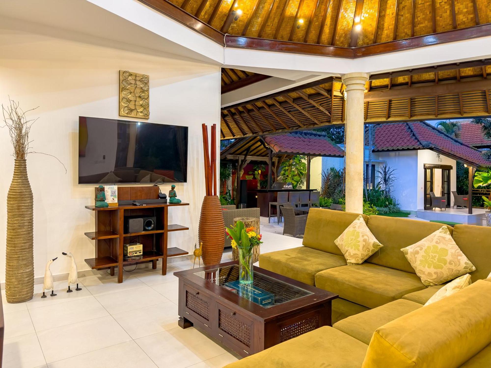 Villa Bugis Abimanyu Seminyak Kamer foto